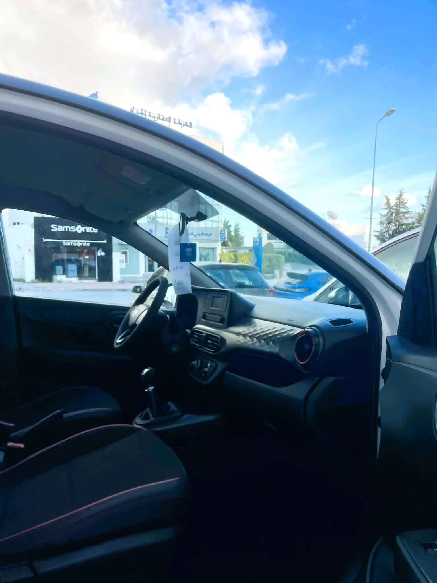 HYUNDAI I10 - photo 7