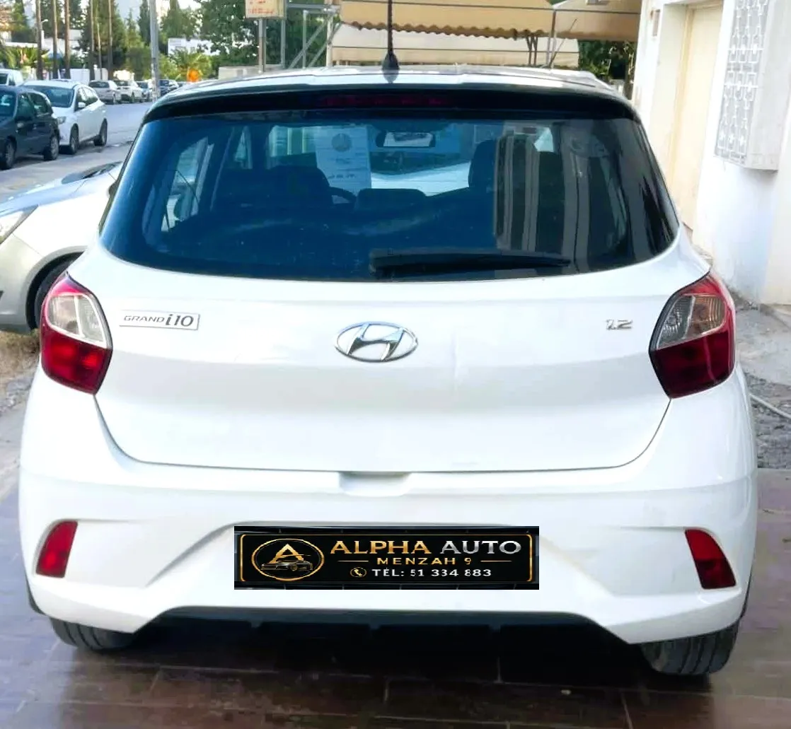 HYUNDAI I10 - photo 8