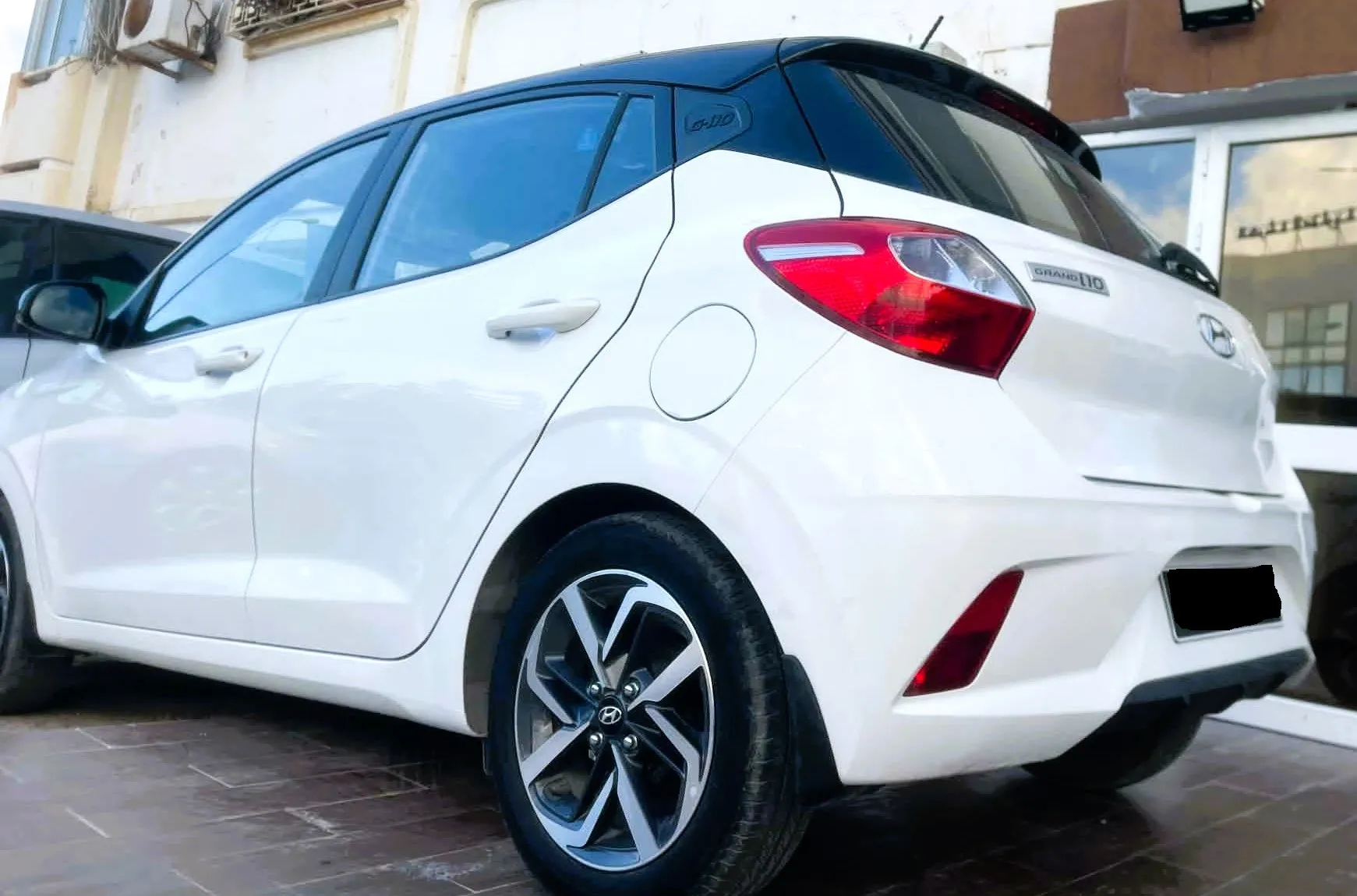 HYUNDAI I10 - photo 9