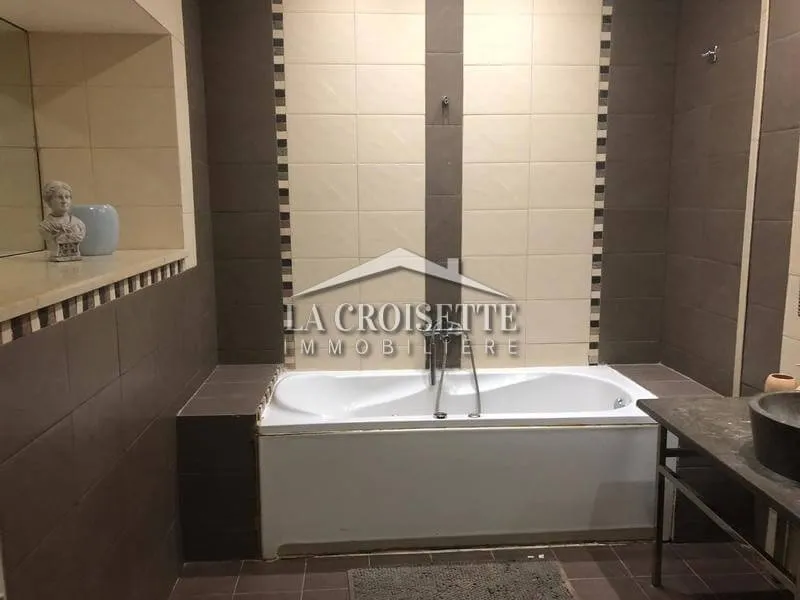 Rez-de-chaussée de villa s3 vide ou meublé à Gammarth MDL0033