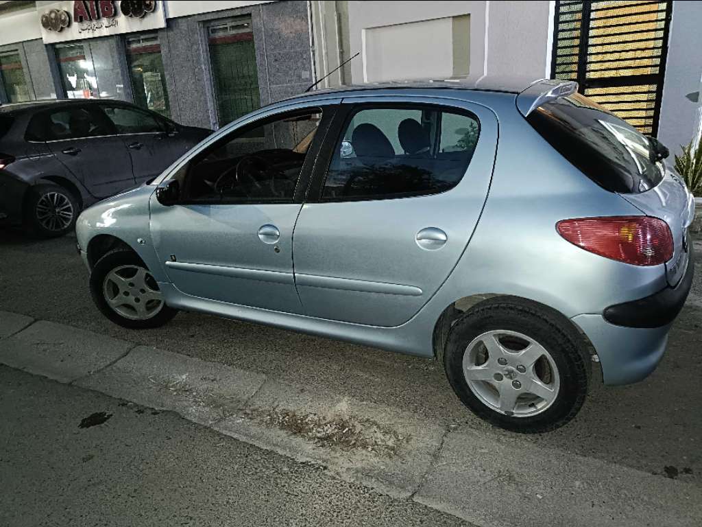 206 Peugeot XT5p(série limitée)