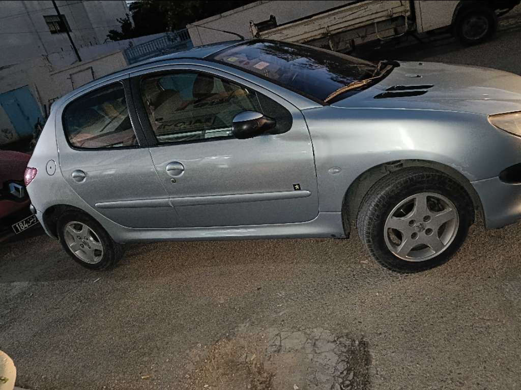 206 Peugeot XT5p(série limitée)