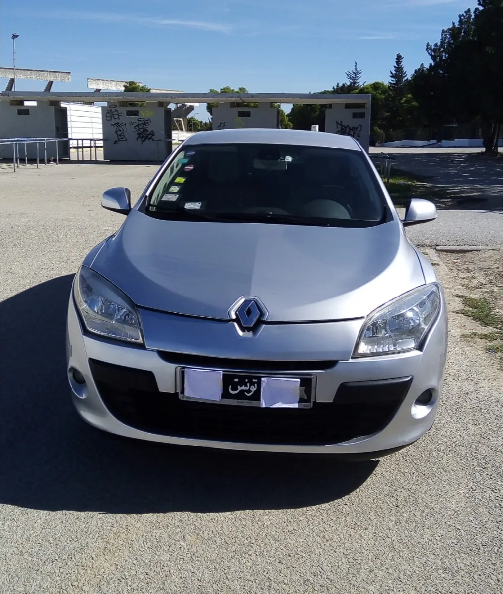 Megane 3 Break Estate 1.5 dci 110 :T.B.Etat neuf origine 1ere m n imprt.md 20014 Tel: 58140998.