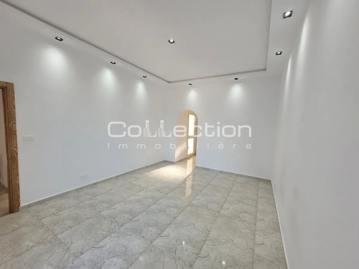 A Louer un Etage de villa neuf vue direct sur Mer à Bizerte
