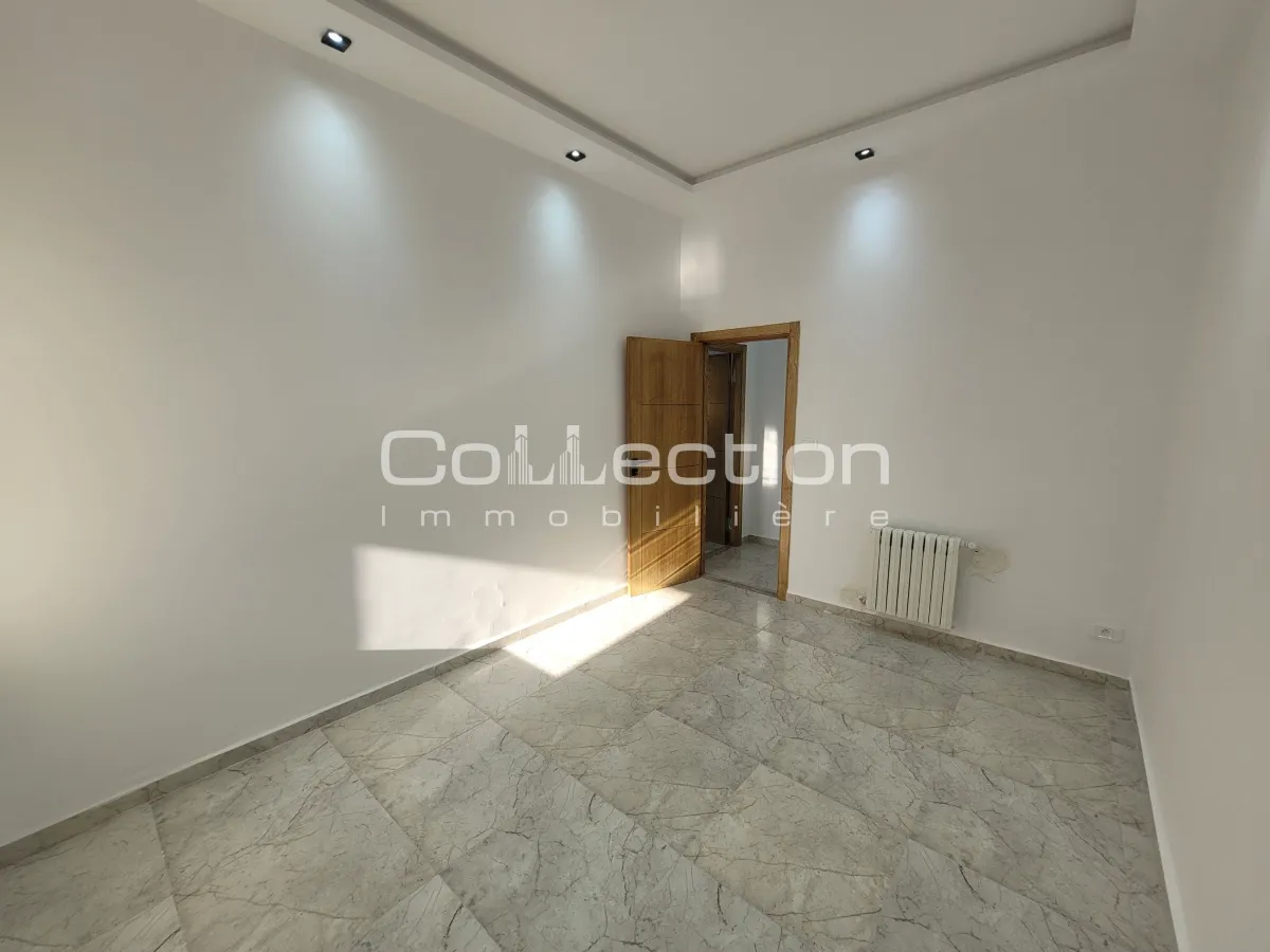 A Louer un Etage de villa neuf vue direct sur Mer à Bizerte