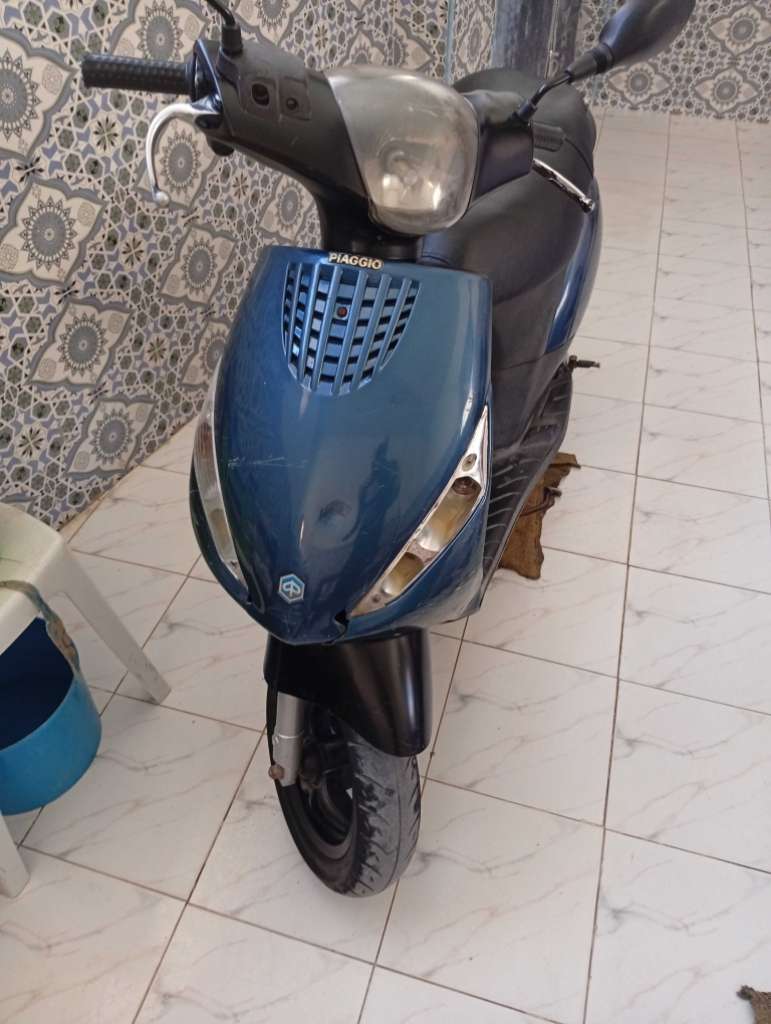 piaggio zip 2t
