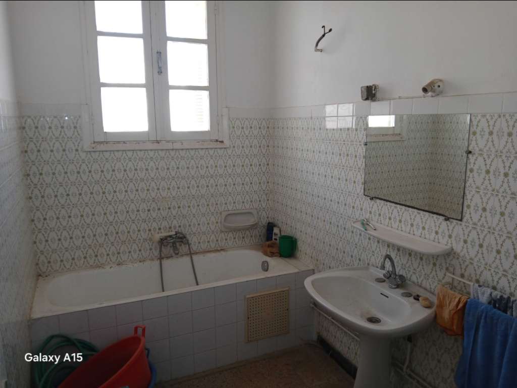 A vendre villa indépendante située à akouda superficie 800 m²