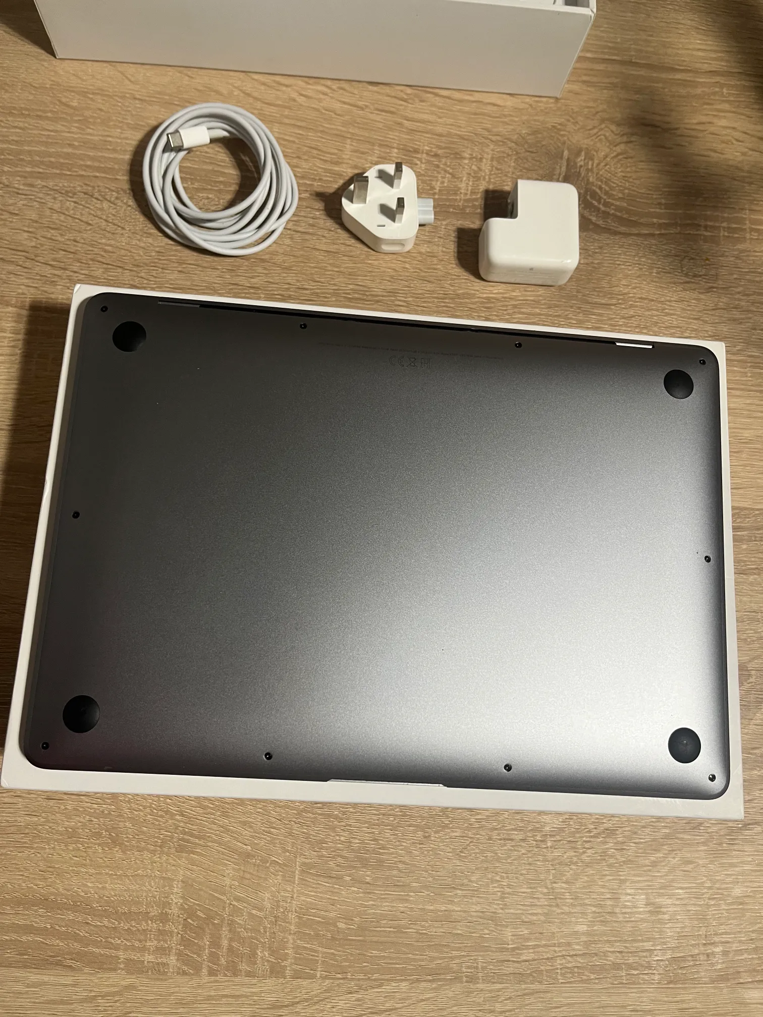 Apple MacBook Air M1 (13,3”, Argent)