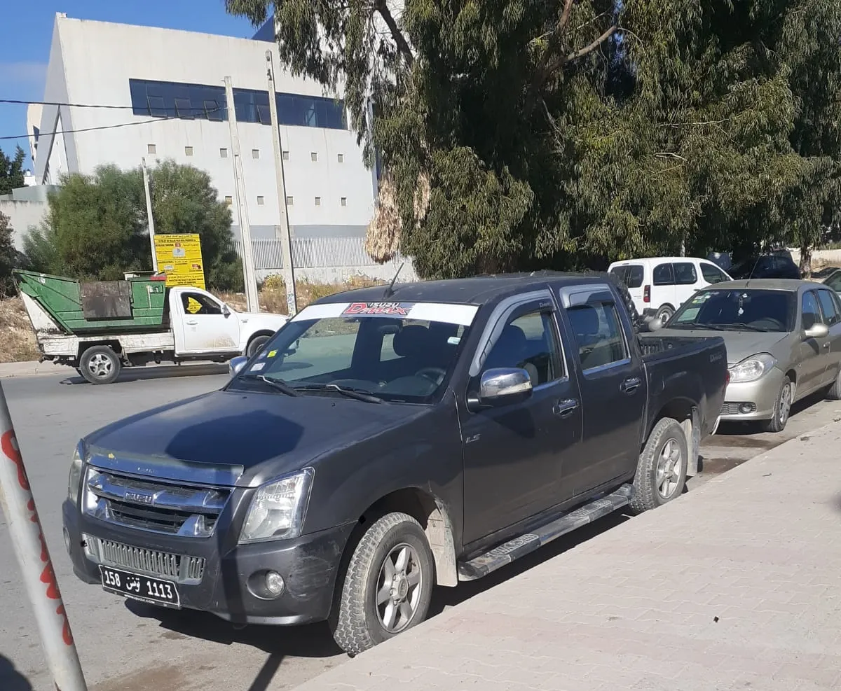 ISUZU D'Max خليجية