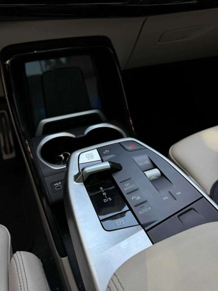 🇩🇪BMW X1 DIESEL hybrid 2L 22.000km 2024 🇩🇪
   ⛔️Voiture unique en 
