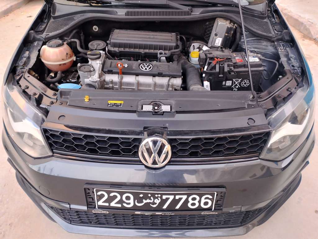 Polo sedan 1.4 essence