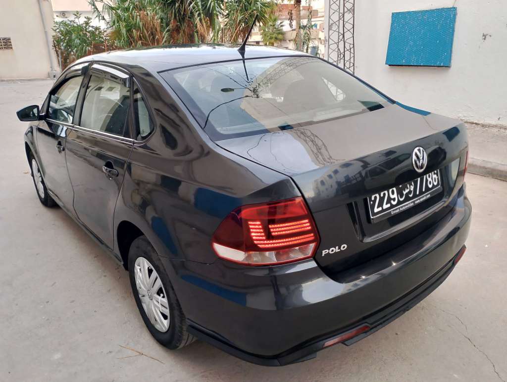 Polo sedan 1.4 essence