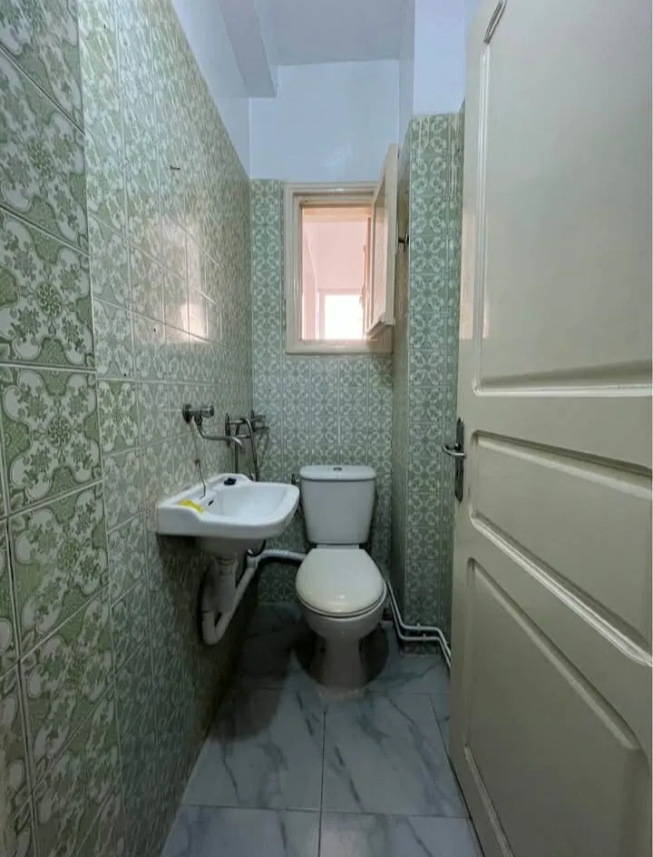 un appartement s+3 au 2éme étage (sans ascenseur) a louer a Manar 2 Prés de Chili's