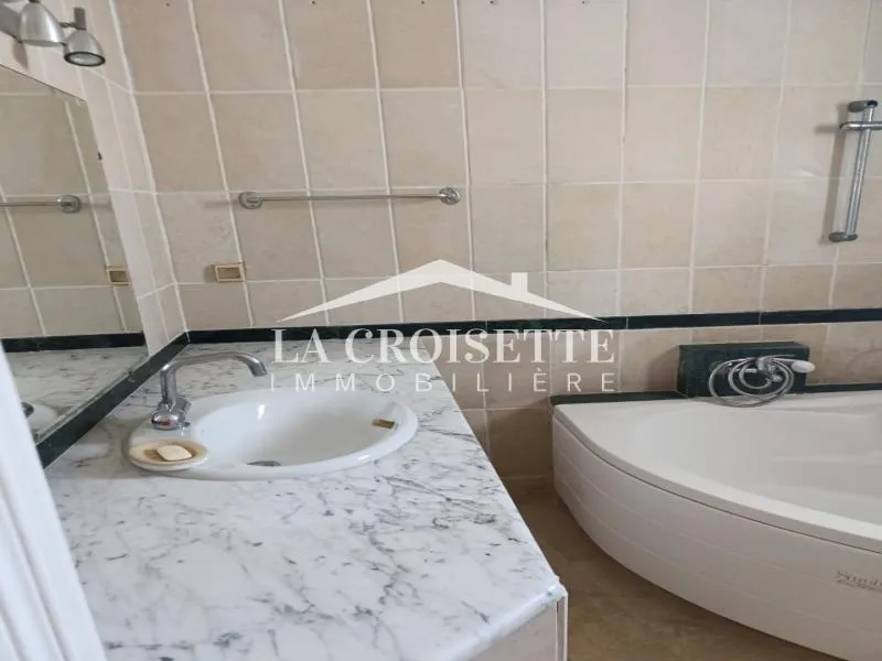 Villa s4 meublée à La Marsa MVL0040