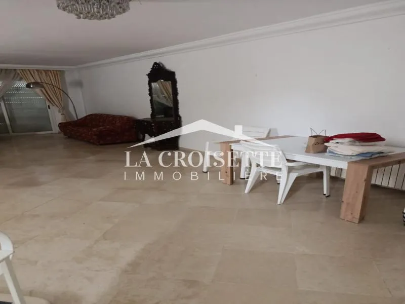 Villa s4 meublée à La Marsa MVL0040