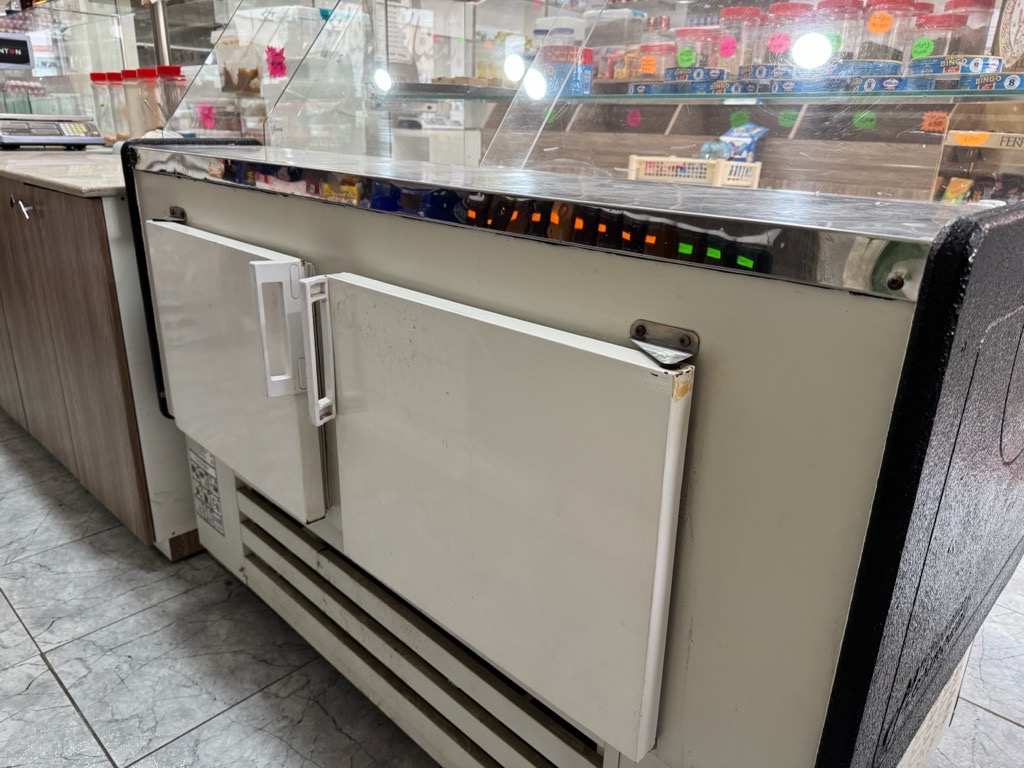 Matériel épicerie et frigo