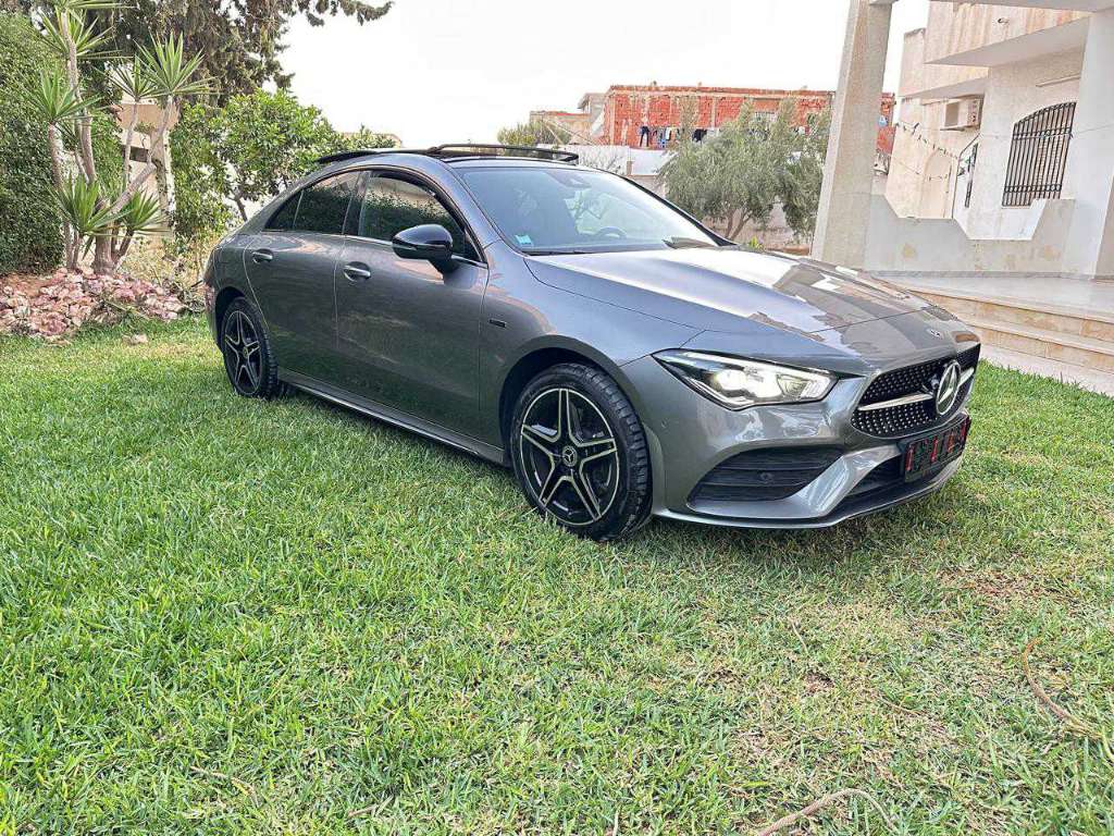 ⚜️ Mercedes-Benz CLA 250e avec le kit AMG  Pack Night ⚜️

