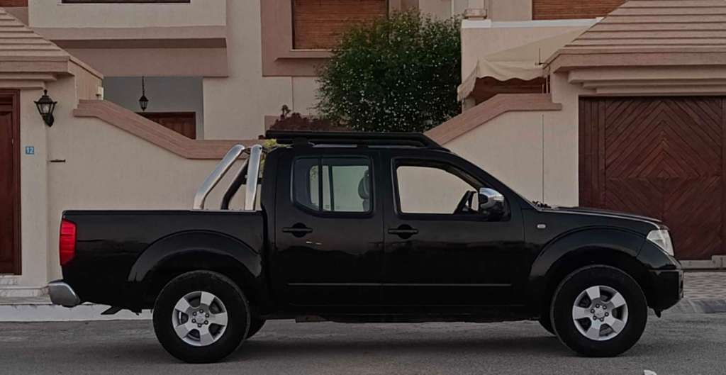 đ Nissan Navara LE // 4*4