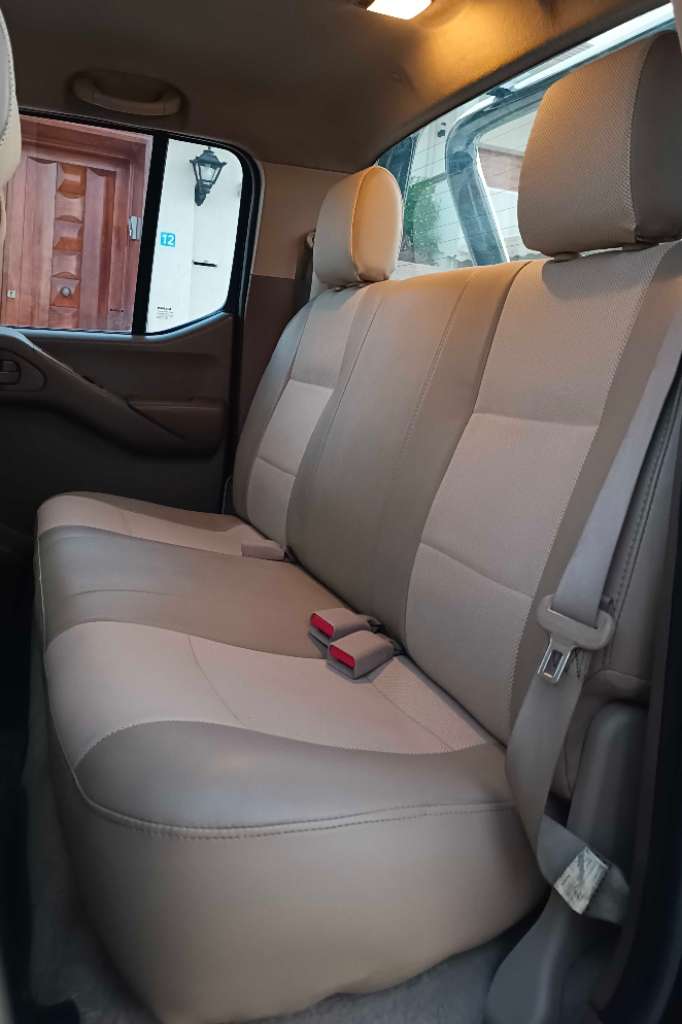 đ Nissan Navara LE // 4*4