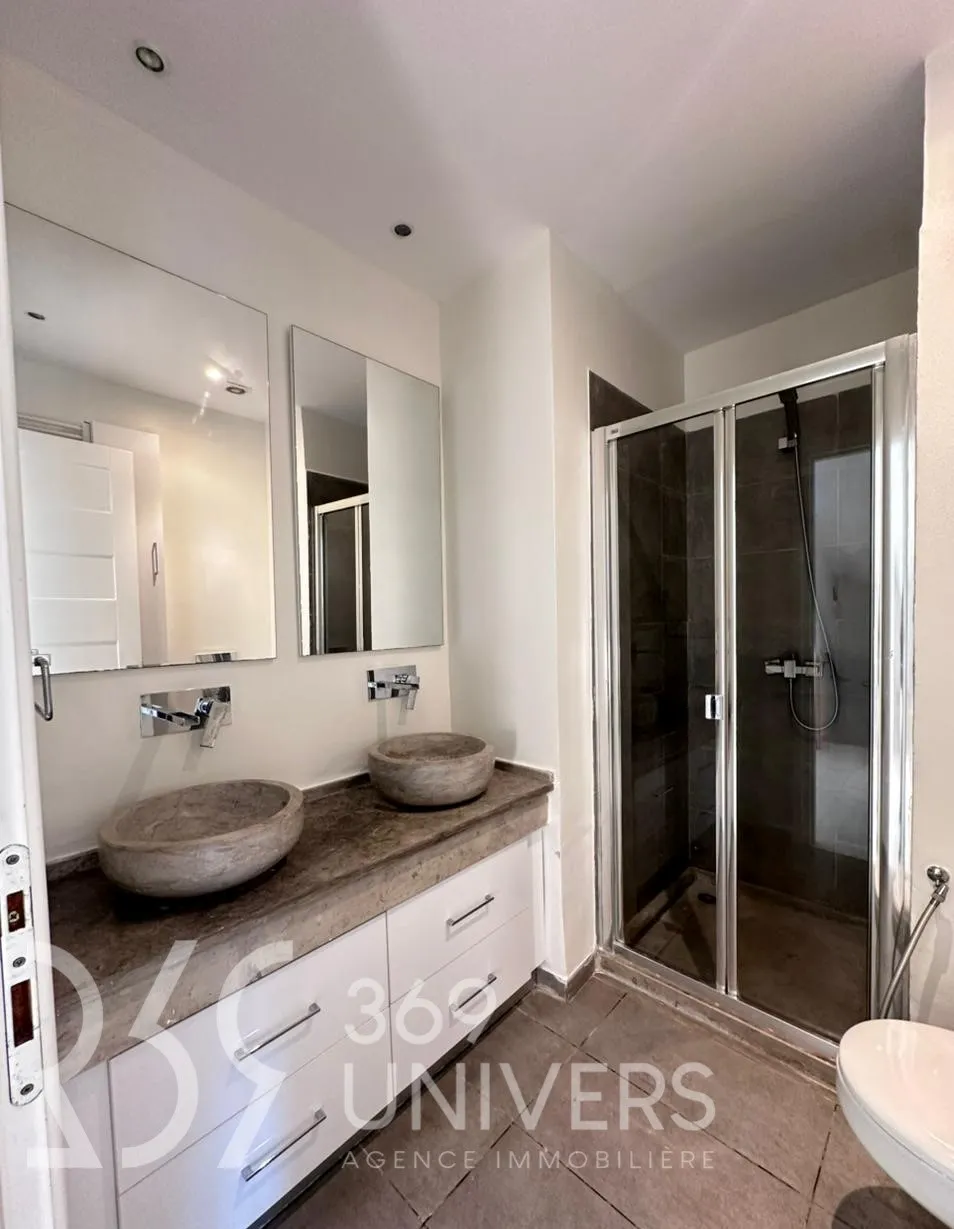 Triplex avec piscine à Gammarth