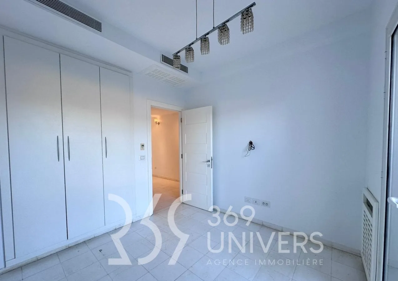 Triplex avec piscine à Gammarth