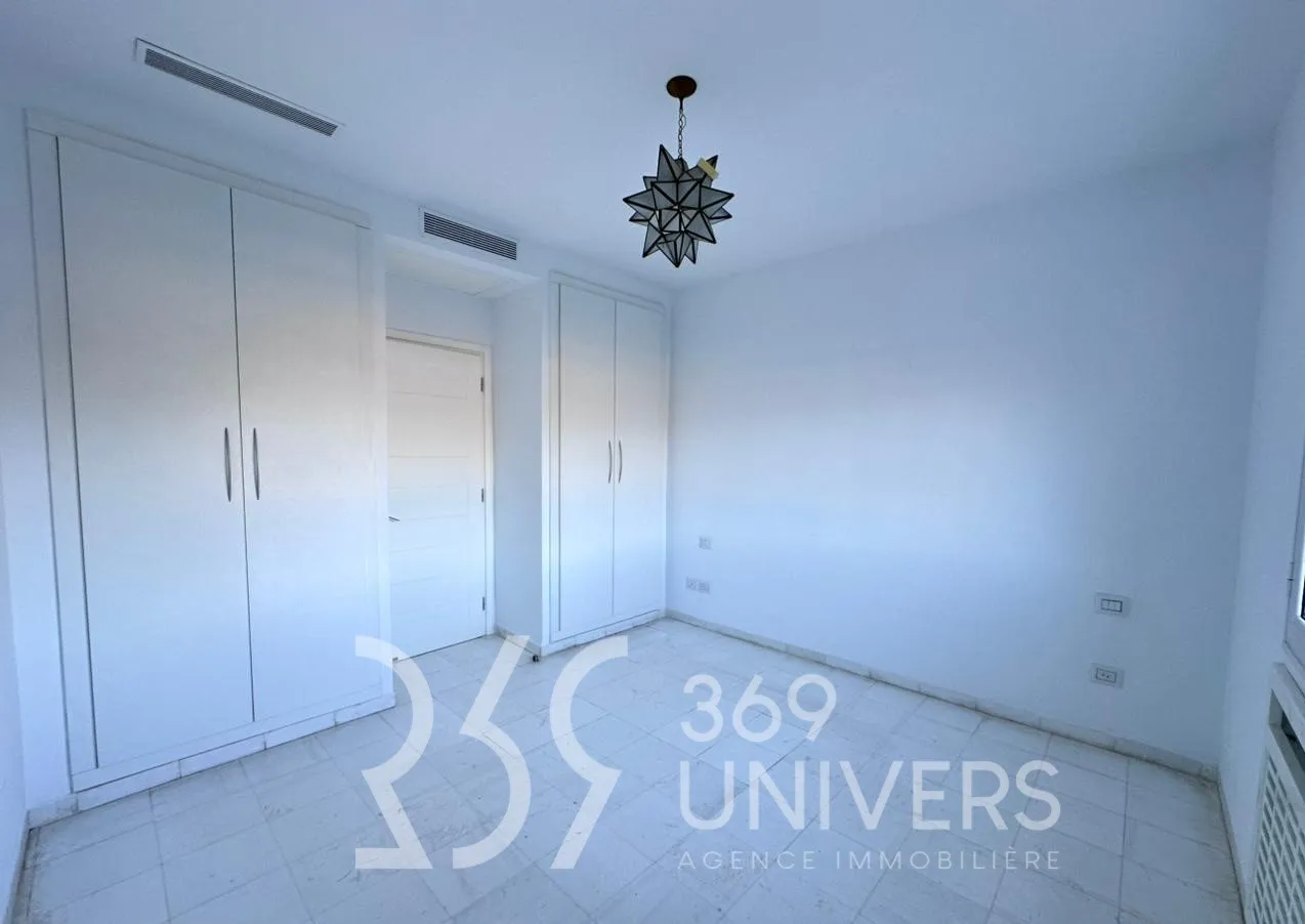 Triplex avec piscine à Gammarth