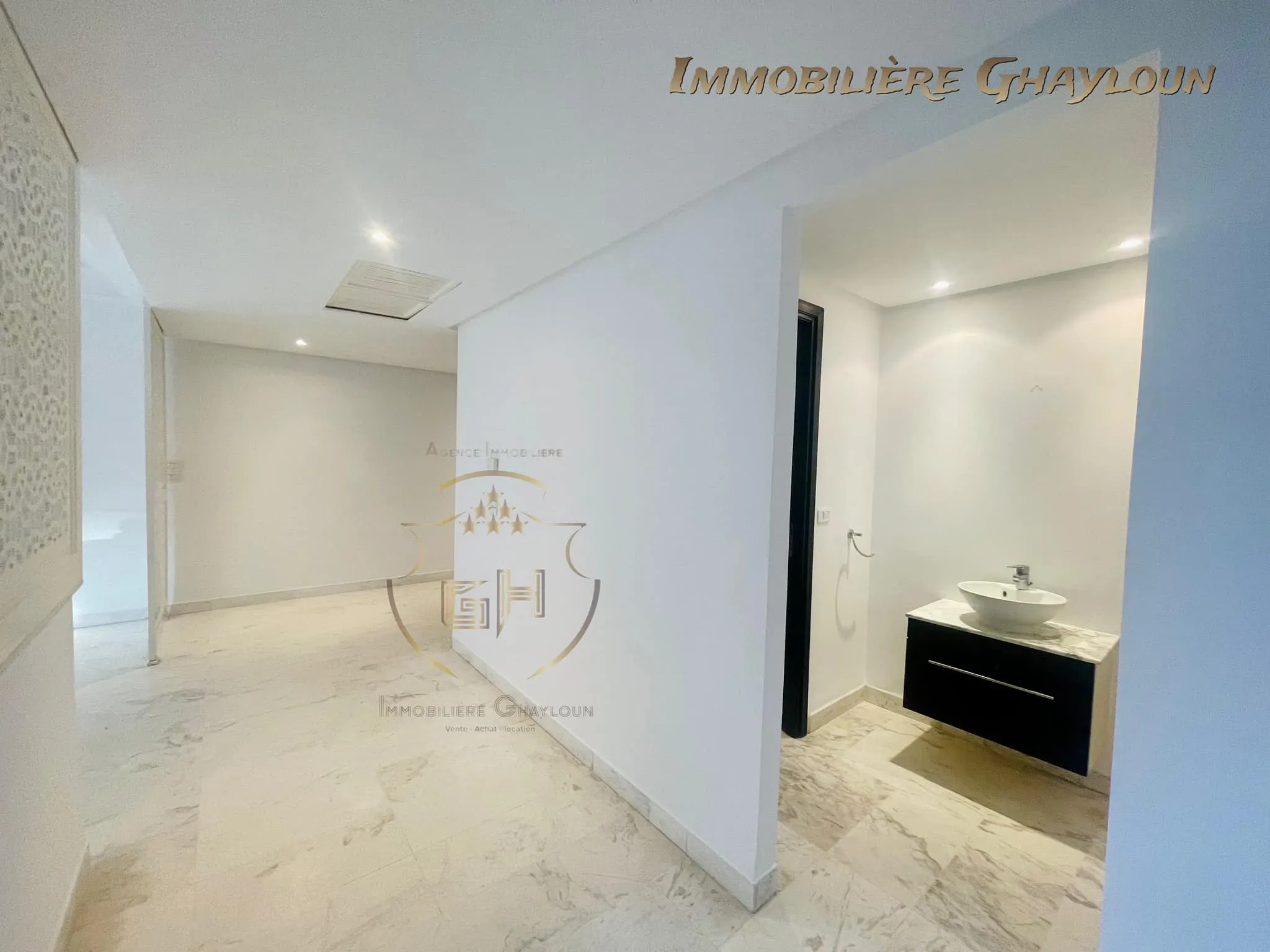 A louer appartement S+3 Menzah 9c