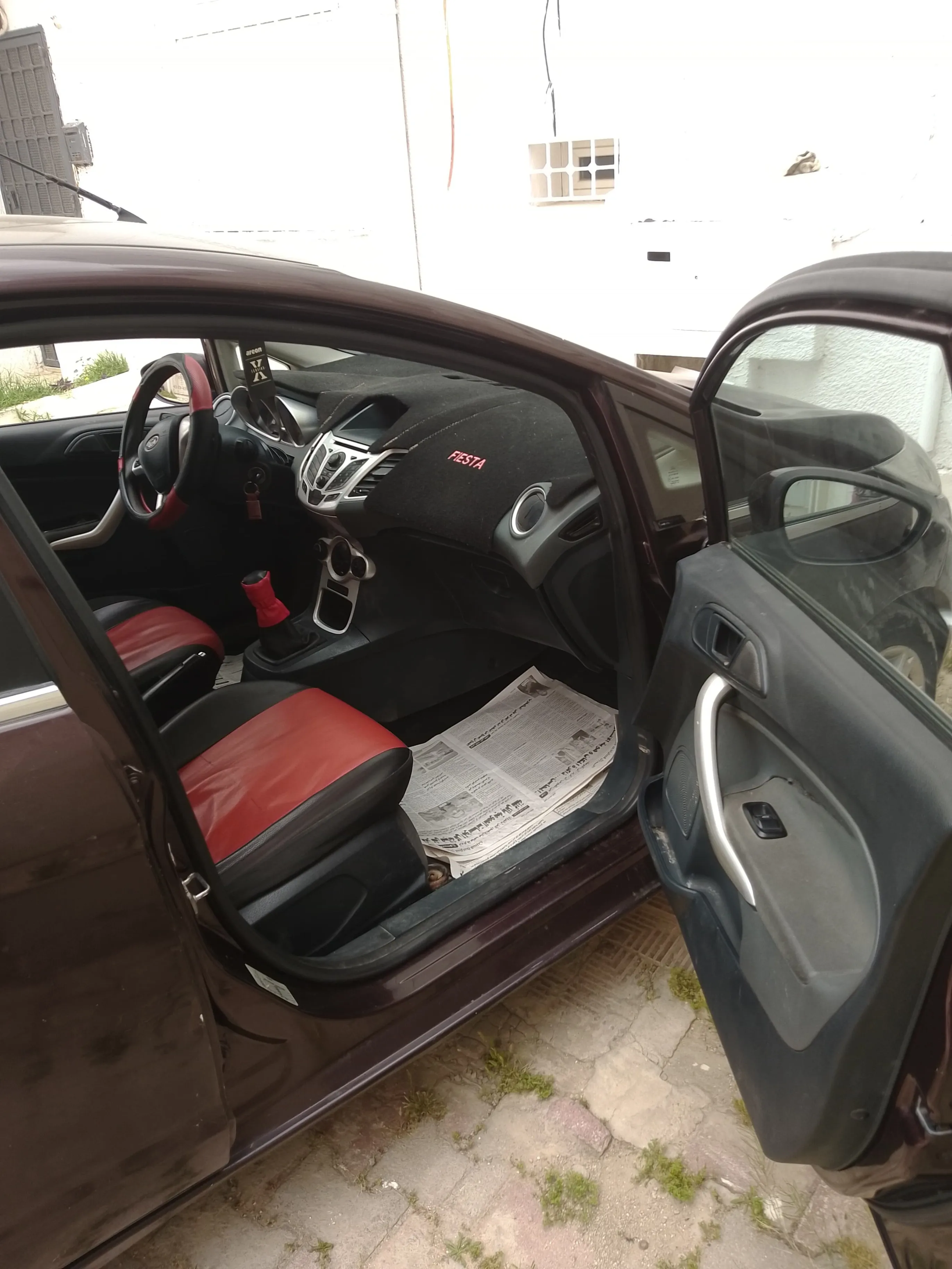 vendre ford fiesta titanium