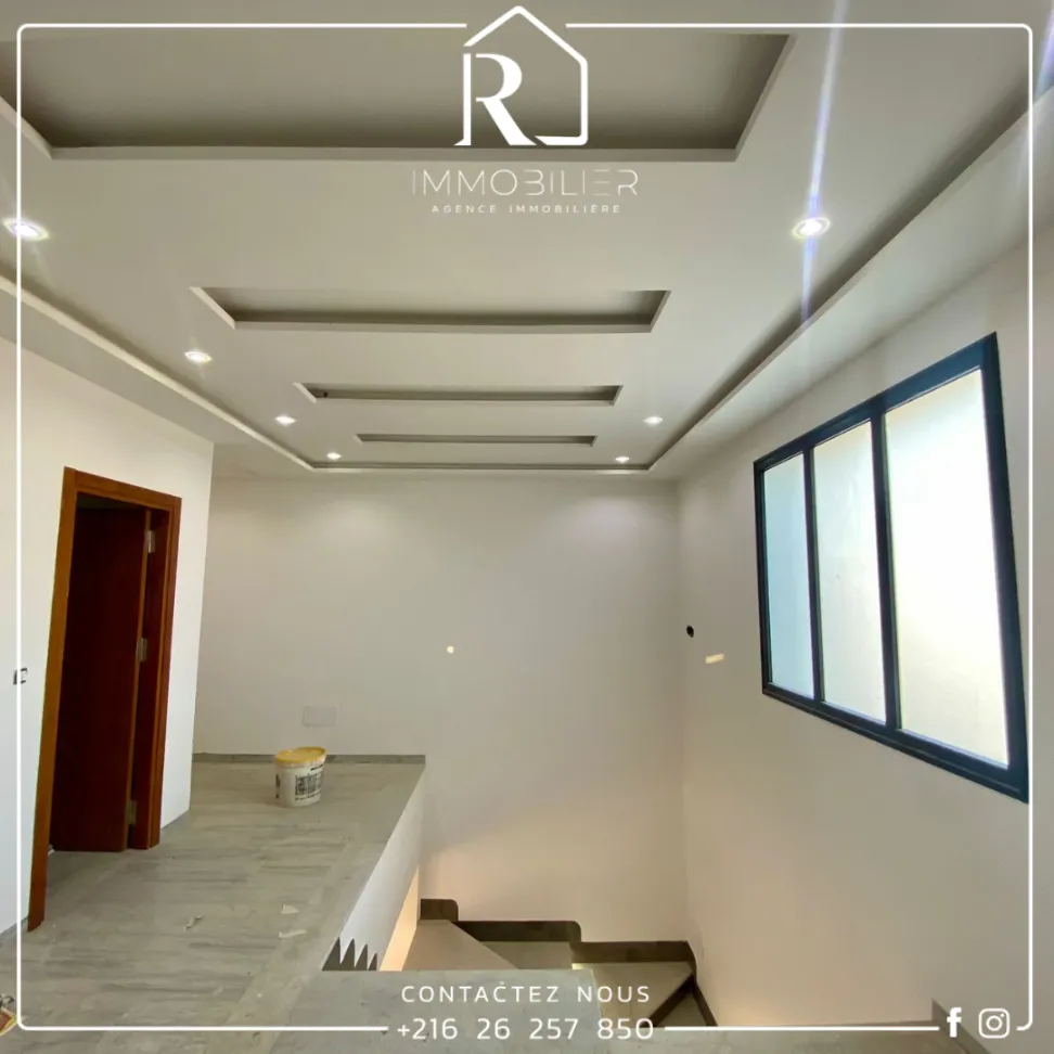 فيلا #بالبيسين فخمة  فرصة باش تملك عقار كامل المواصفات في اخر لمسات الإنجاز Villa piscine Hammamet