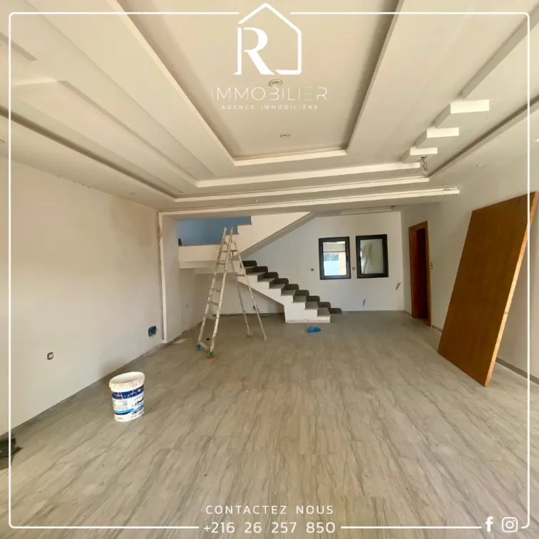 فيلا #بالبيسين فخمة  فرصة باش تملك عقار كامل المواصفات في اخر لمسات الإنجاز Villa piscine Hammamet