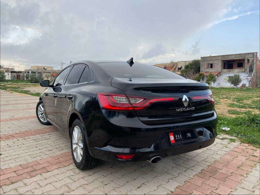 Mégane 4 🇨🇵 Sedan essence