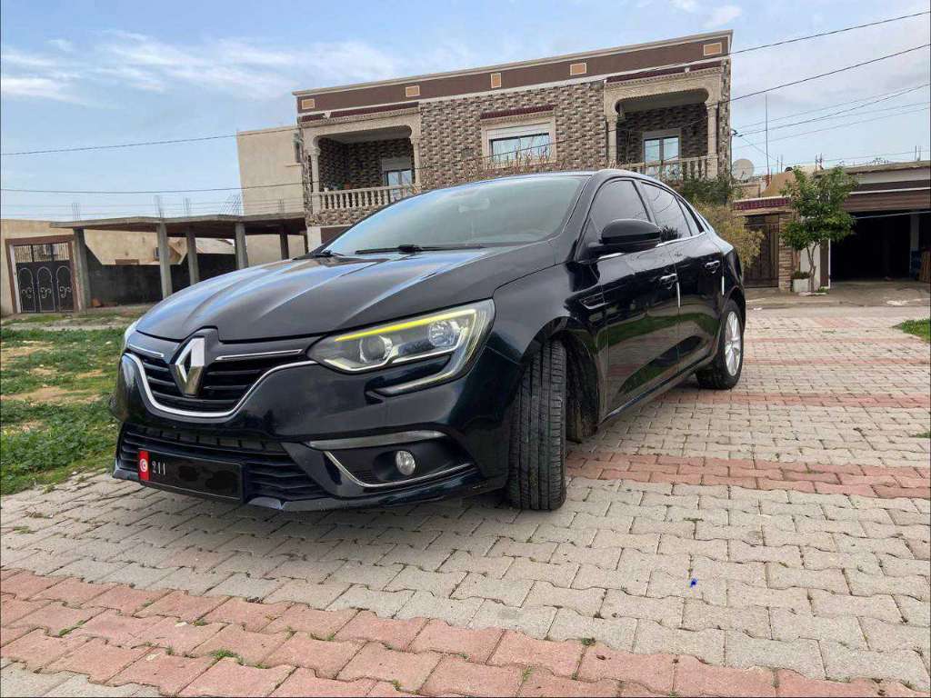 Mégane 4 🇨🇵 Sedan essence