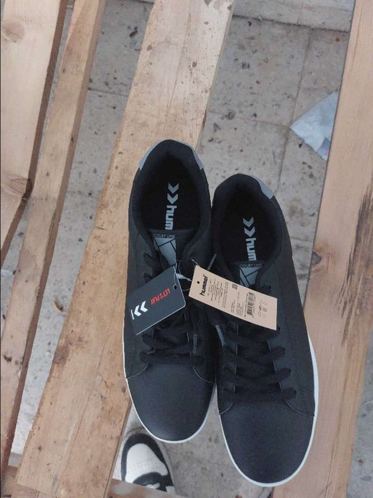 Basket marque hummel