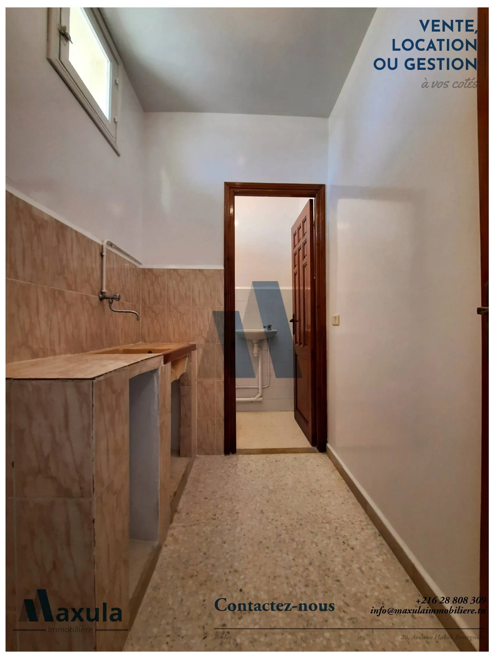 À VENDRE BUREAU H+2 À RADES AVENUE HABIB BOURGUIBA