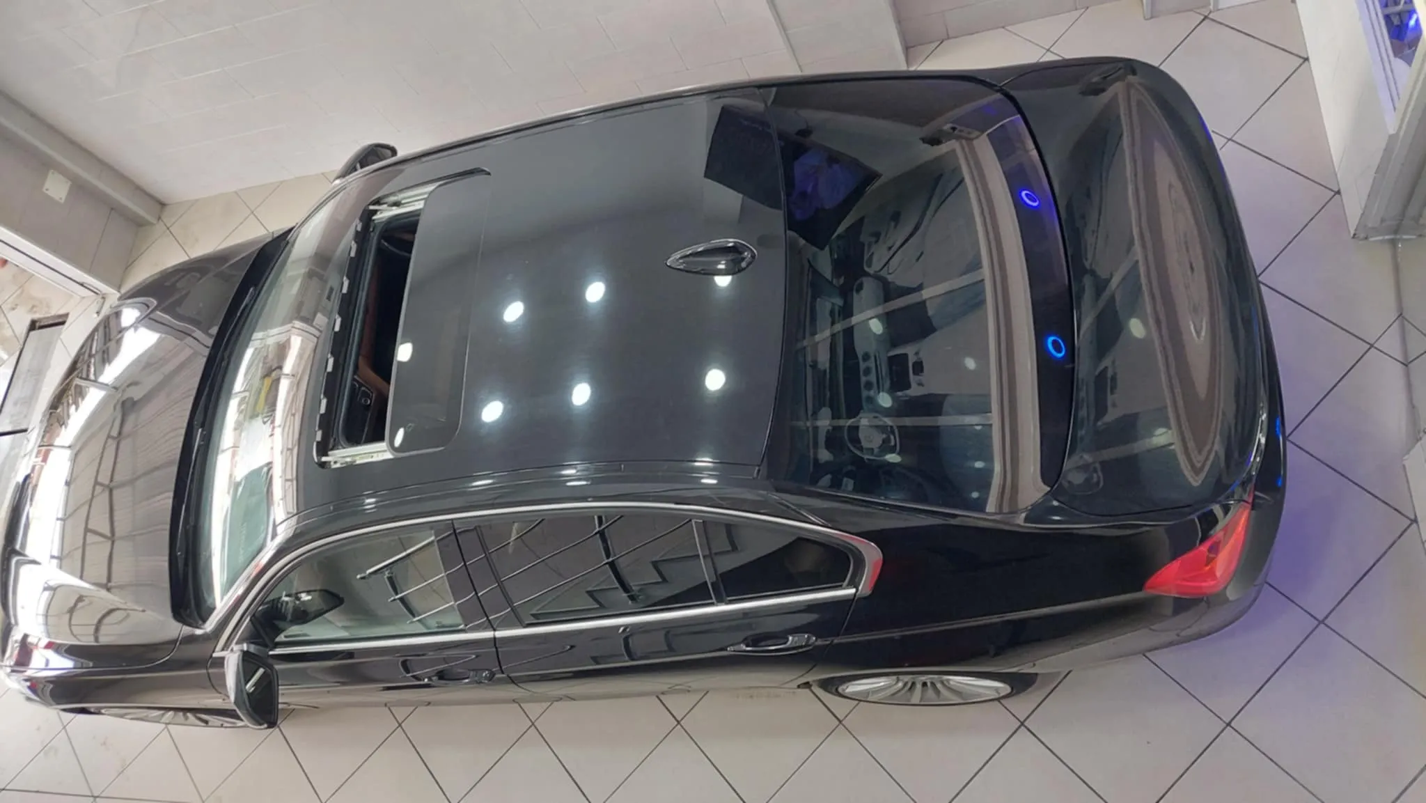 bmw 318d 2013 - Tel 98479647 - 21140009