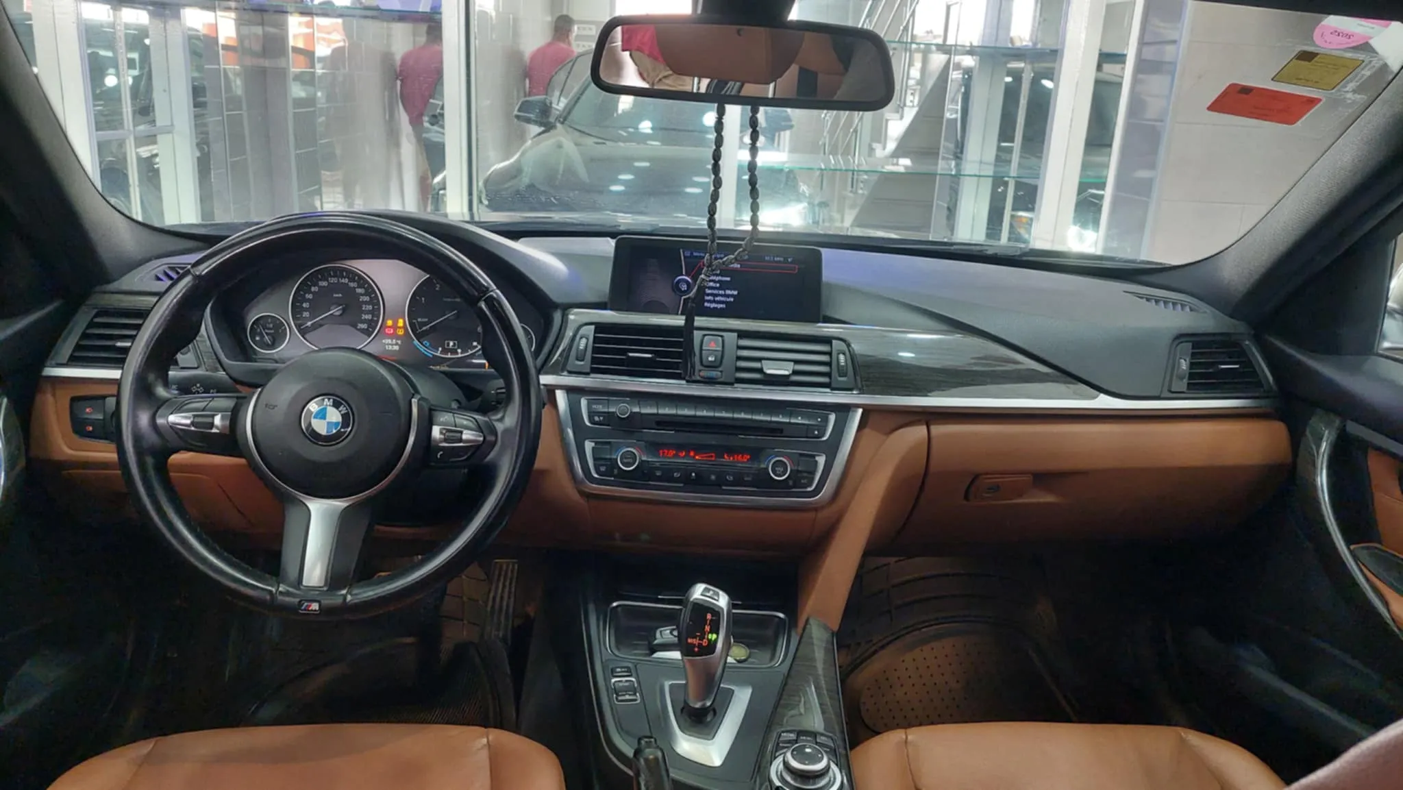 bmw 318d 2013 - Tel 98479647 - 21140009