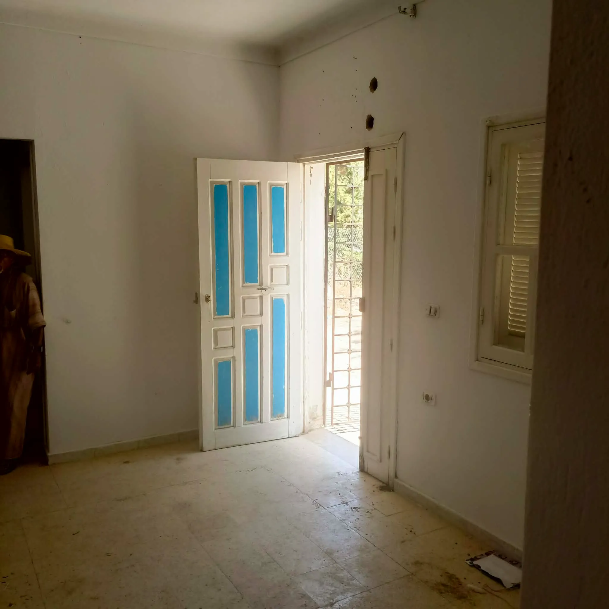 AV 2 studios titre bleu à hammamet sud 99202001