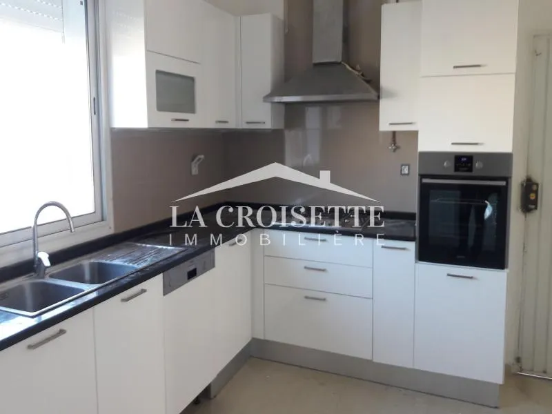 Duplex s3 avec terrasse à La Marsa MDL0357