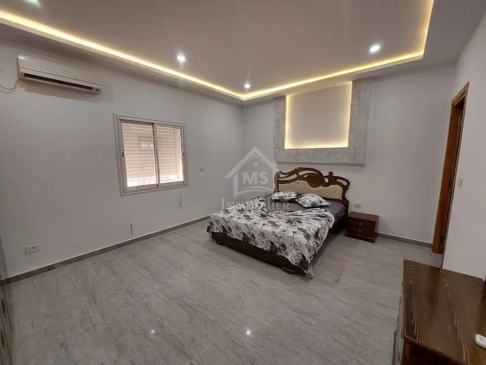 Une villa meublée avec piscine à vendre à Hammamet 51355351