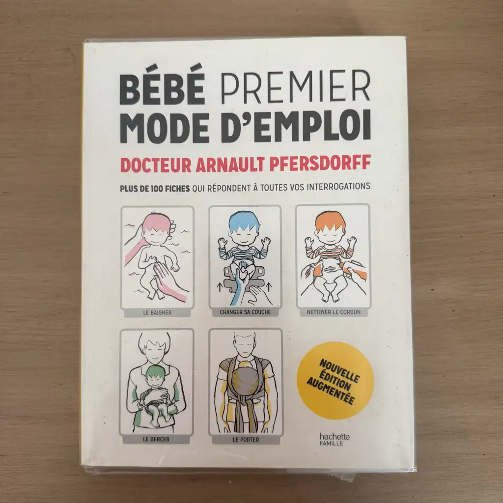Livre: Bébé premier mode d'emploi