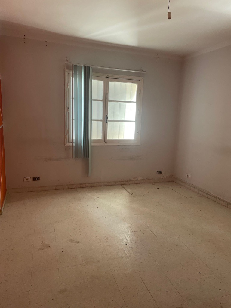 À louer bureau A+3 au centre ville sousse