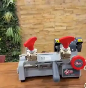 Machine clé