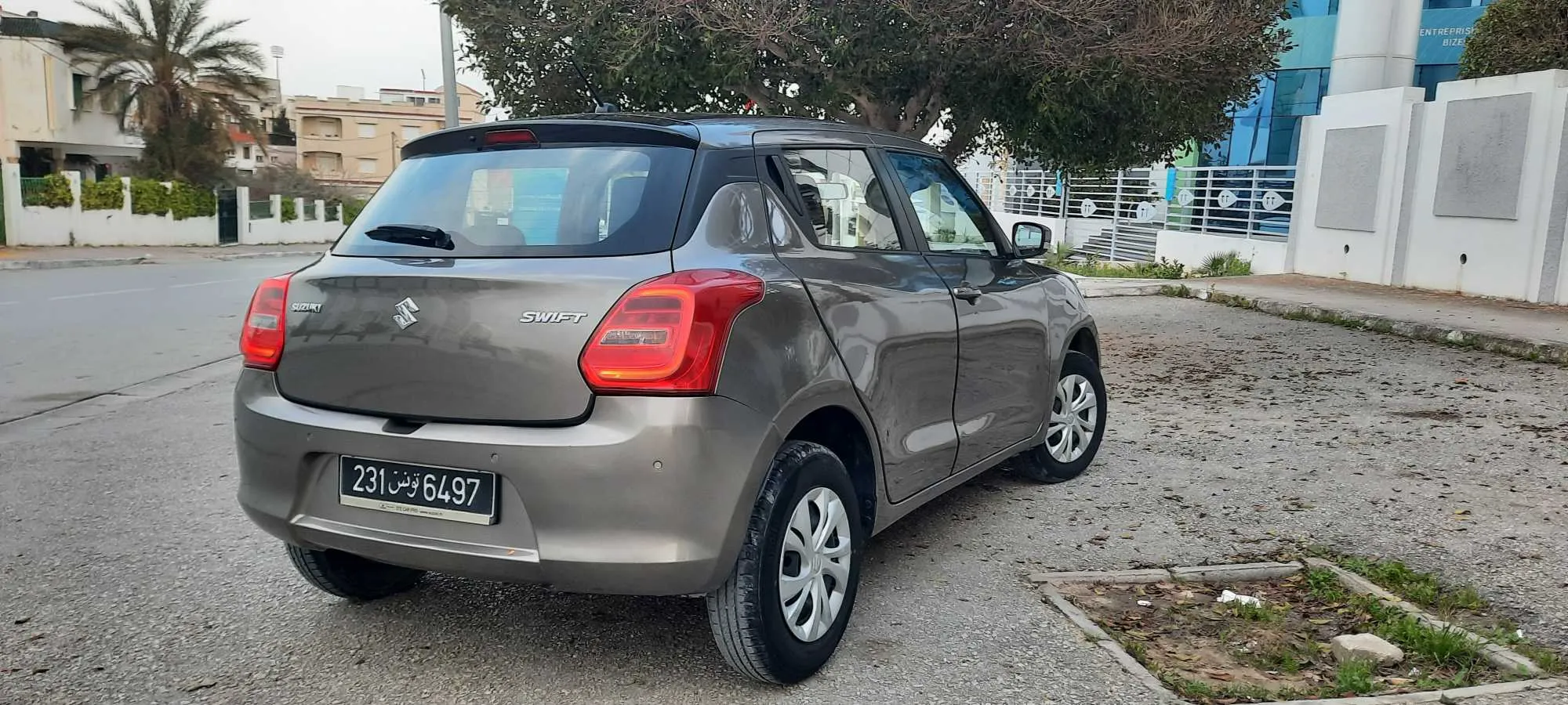 Suzuki swift etat neuve 4cylindres essence 1.2L Tl :28431642