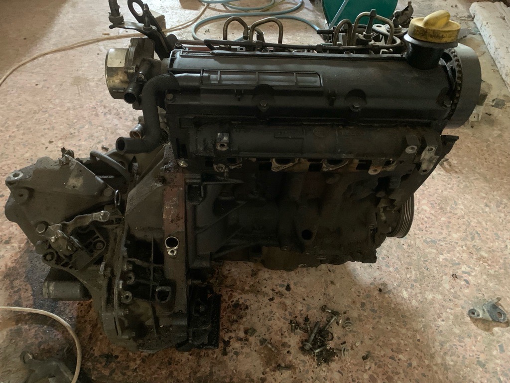 Boîte de vitesse clio 2