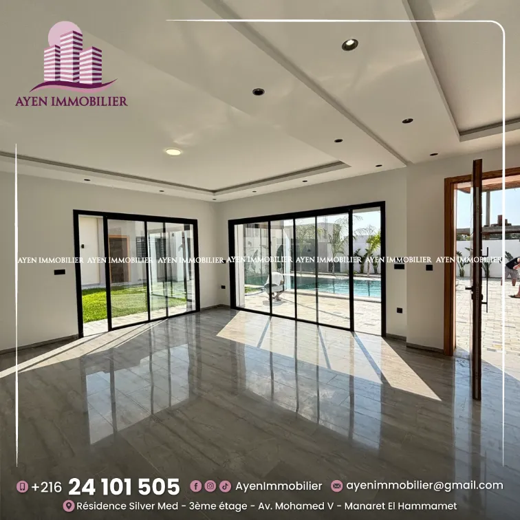 𝐔𝐧𝐞 𝐥𝐮𝐱𝐮𝐞𝐮𝐬𝐞 𝐯𝐢𝐥𝐥𝐚 𝐒+𝟑 𝐚𝐯𝐞𝐜 𝐮𝐧 𝐚𝐩𝐩𝐚𝐫𝐭𝐞𝐦𝐞𝐧𝐭 𝐬+𝟐 𝗮 𝘃𝗲𝗻𝗱𝗿𝗲 