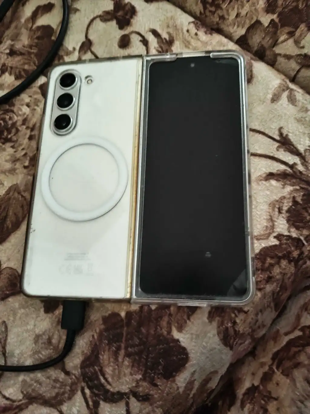 Samsung z fold 5 et Oppo reno 15 f 