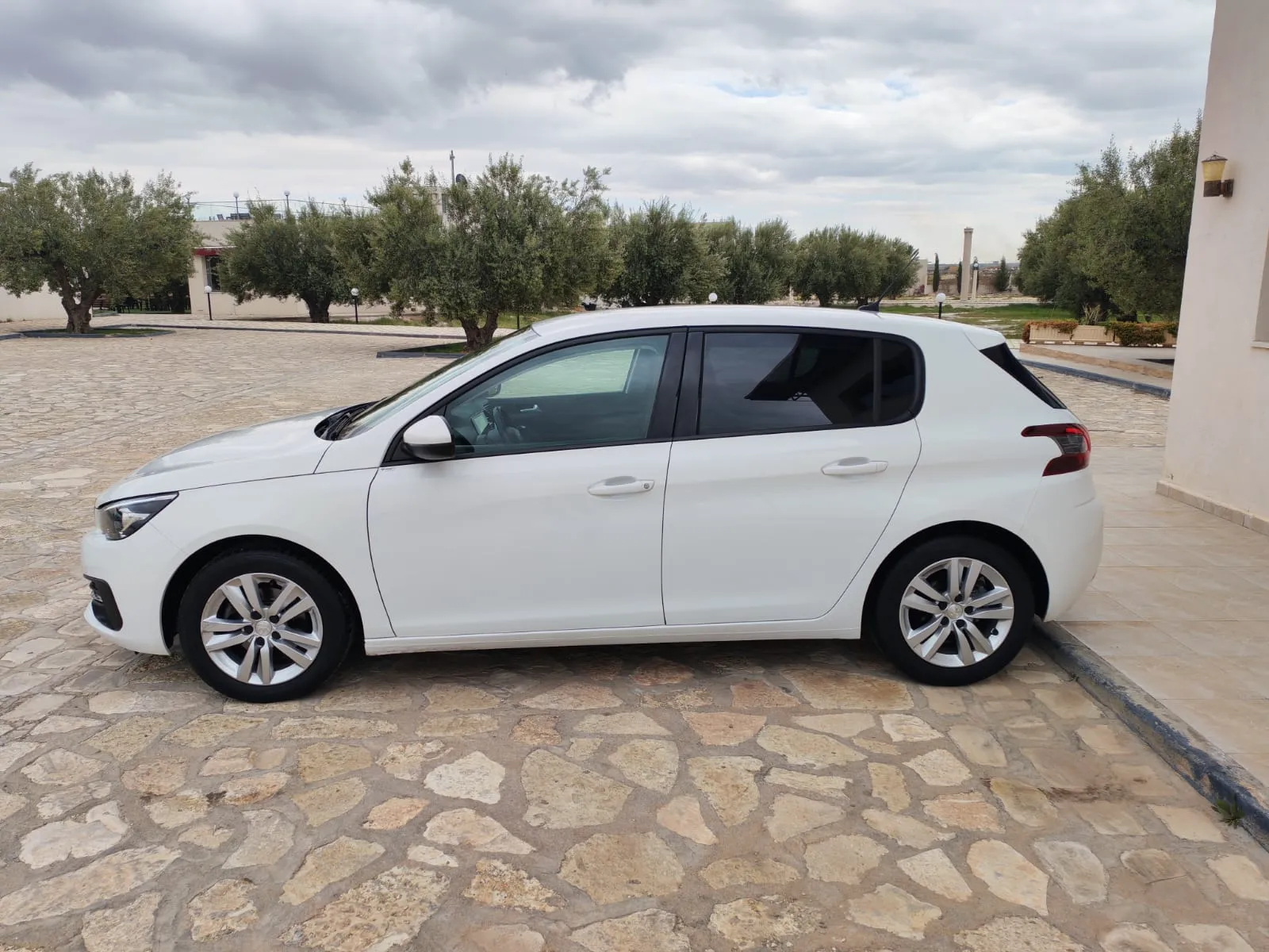Peugeot 308 diesel 7cv importé fin seri 