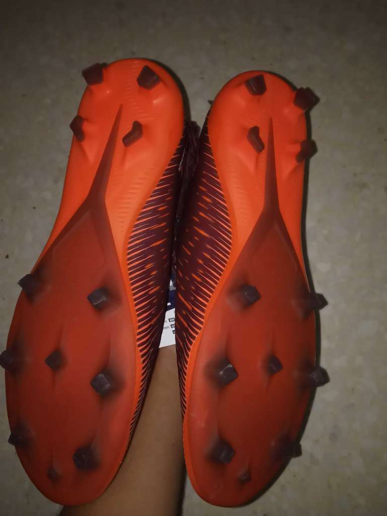 Crampon neuf pointure 42