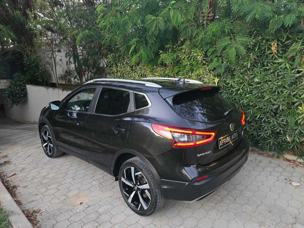 🚘 Nissan Qashqai 2018 ESSENCE 🚘
          🔁 on accepte l échange des voitures
     