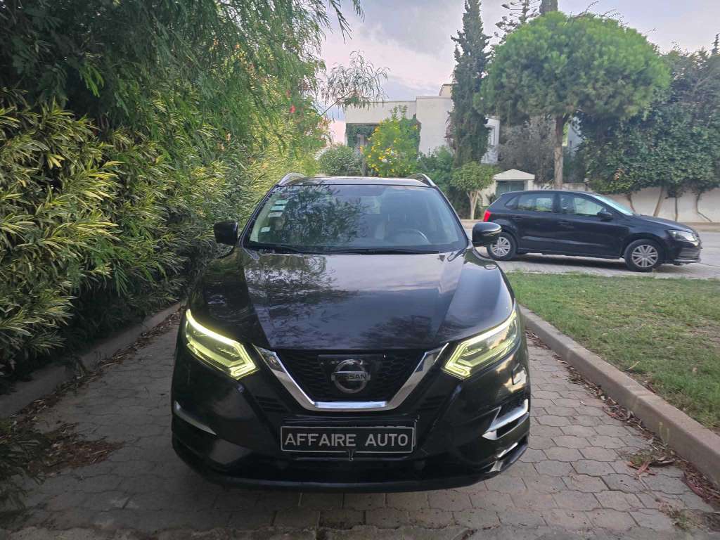 🚘 Nissan Qashqai 2018 ESSENCE 🚘
          🔁 on accepte l échange des voitures
     